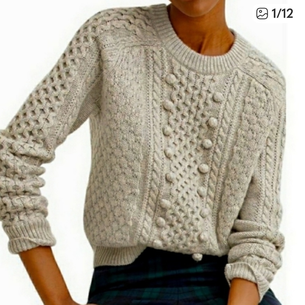 J Crew Gray Popcorn Cable Knit Sweater. Size Small